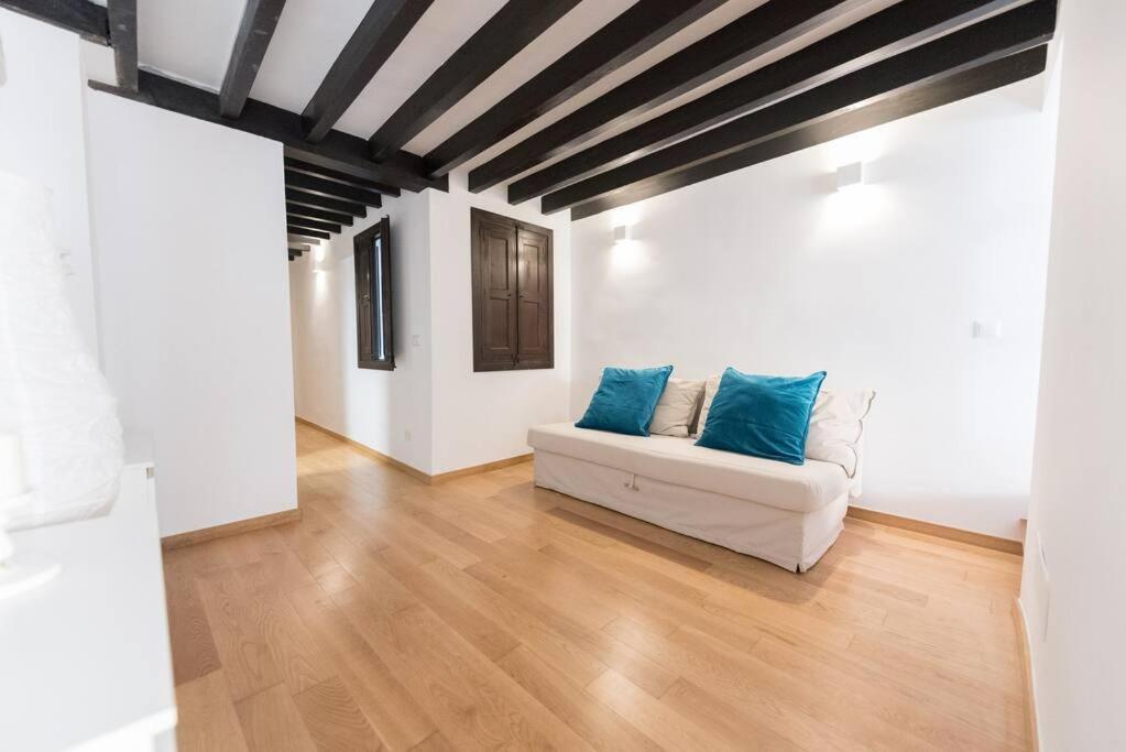 Appartamento Loft En El Corazon De Palma Cerca De La Catedral Palma di Maiorca Esterno foto
