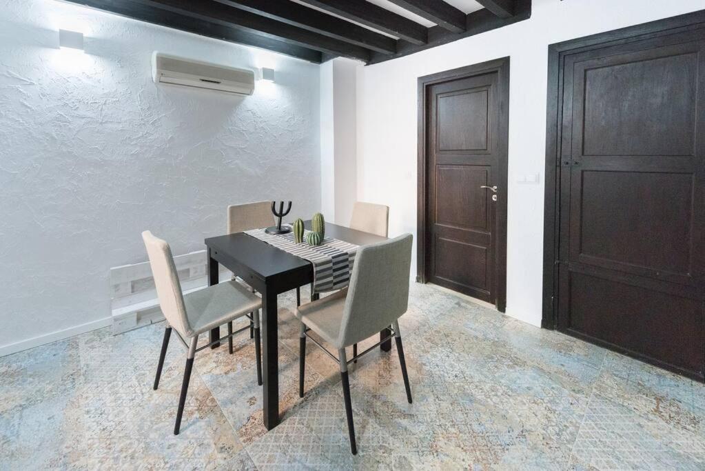 Appartamento Loft En El Corazon De Palma Cerca De La Catedral Palma di Maiorca Esterno foto